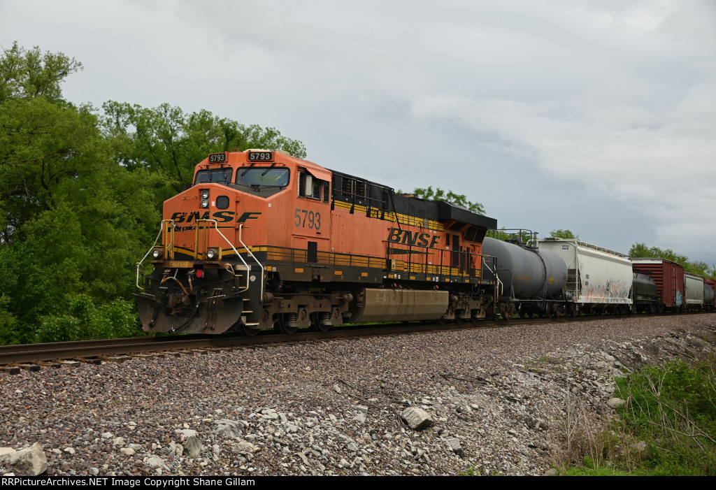 BNSF 5793 Dpu